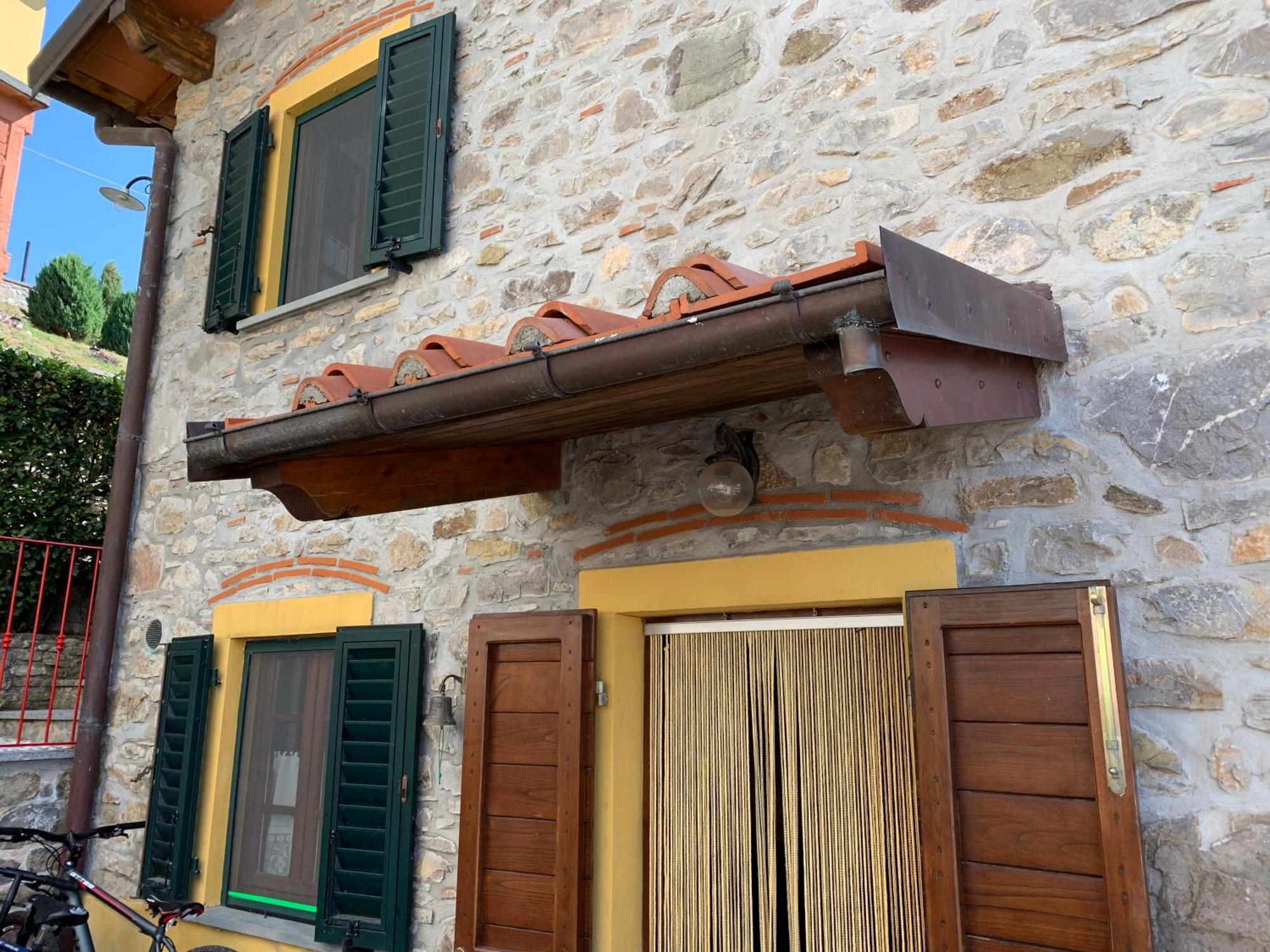 Deliziosa Casetta Sull'Appennino Toscano Montefegatesi Extérieur photo